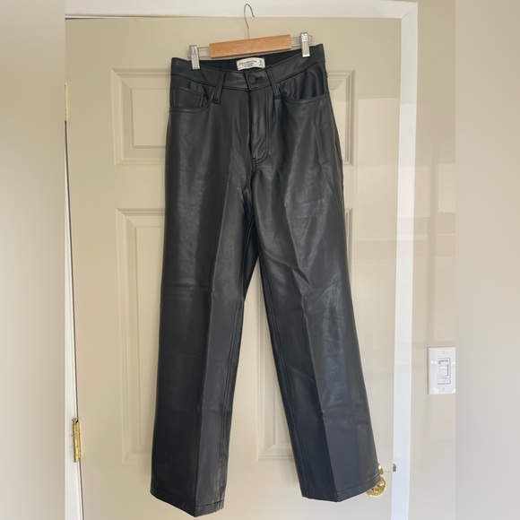 ABERCROMBIE & FITCH Leather pants - Picture 14 of 14